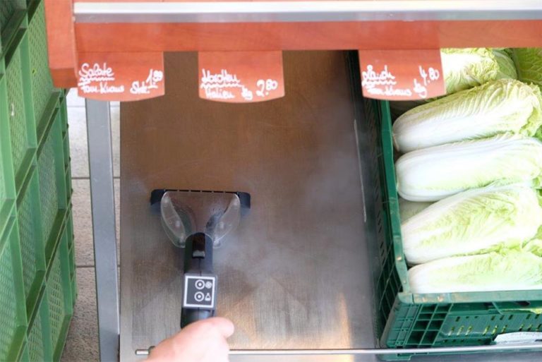 Efficiently clean your sales area and counters